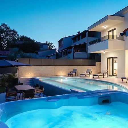 Cascada Vakantiehuis Ližnjan