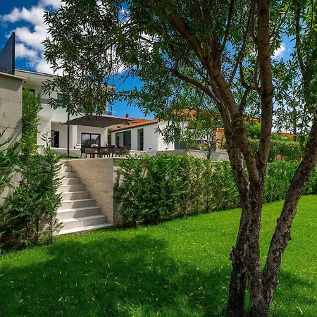 Cascada Vakantiehuis Ližnjan