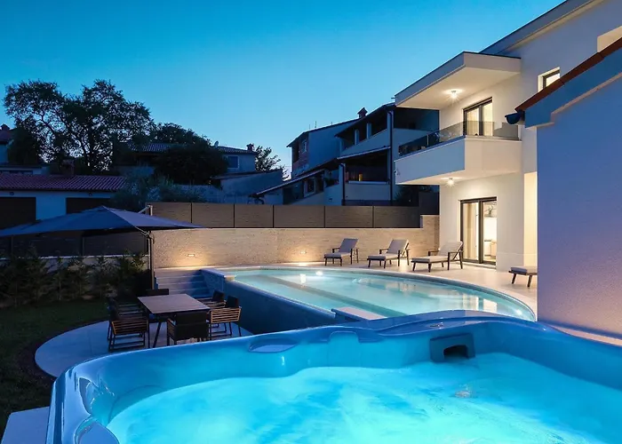 Cascada Σπίτι διακοπών Ližnjan